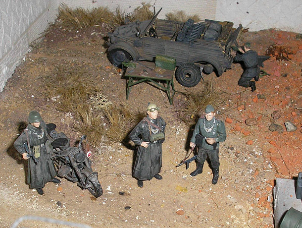 Dioramas and Vignettes: Slim Bertha