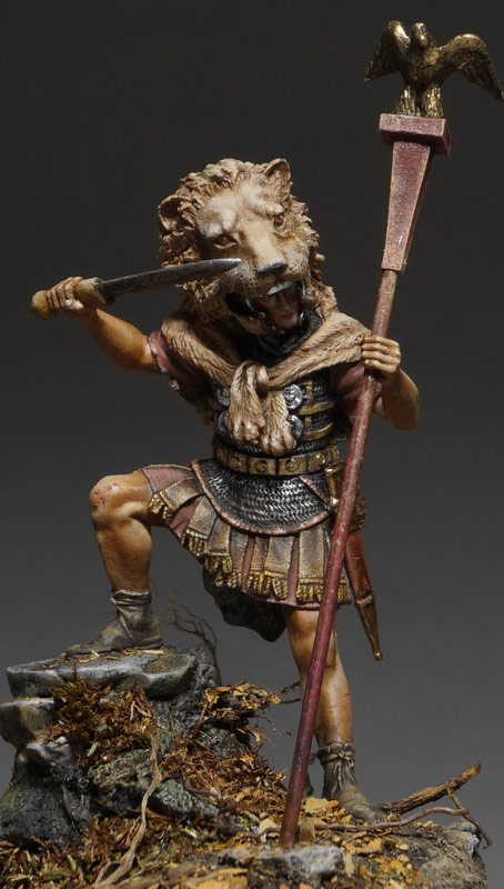 Figures: Roman aquilifer, photo #1