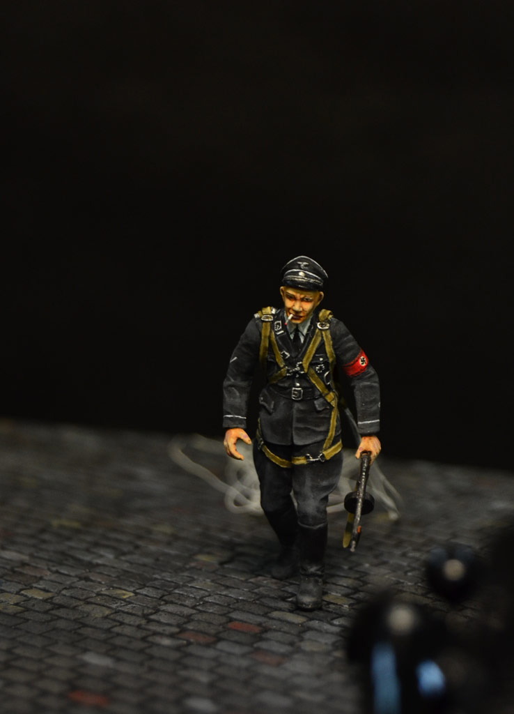 Dioramas and Vignettes: The return of the fixed-post spy, photo #17