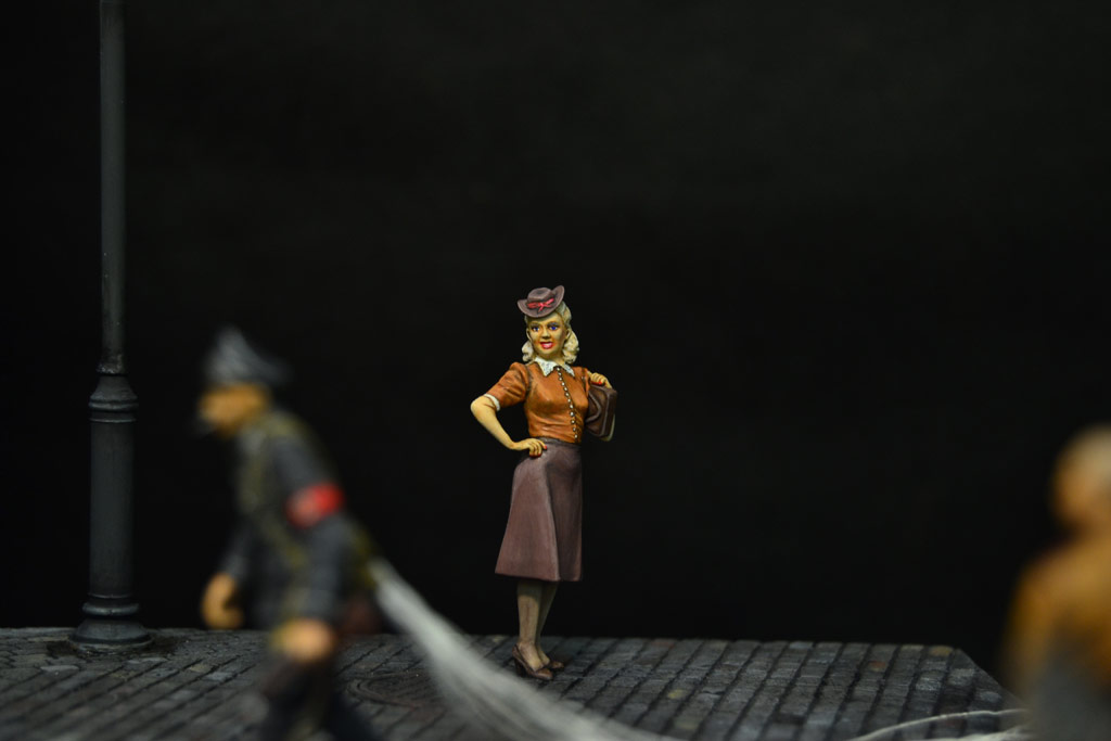 Dioramas and Vignettes: The return of the fixed-post spy, photo #23