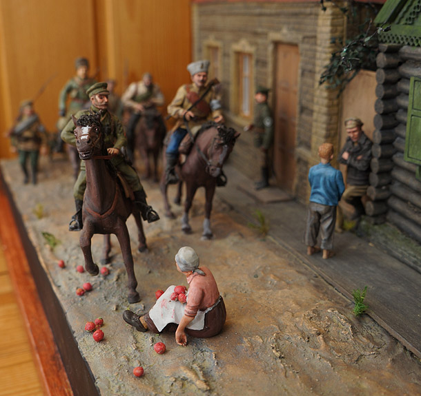 Dioramas and Vignettes: People army