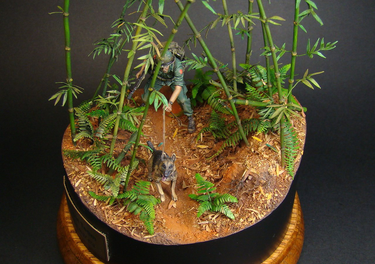 Dioramas and Vignettes: Scout with a dog. Vietnam, photo #3