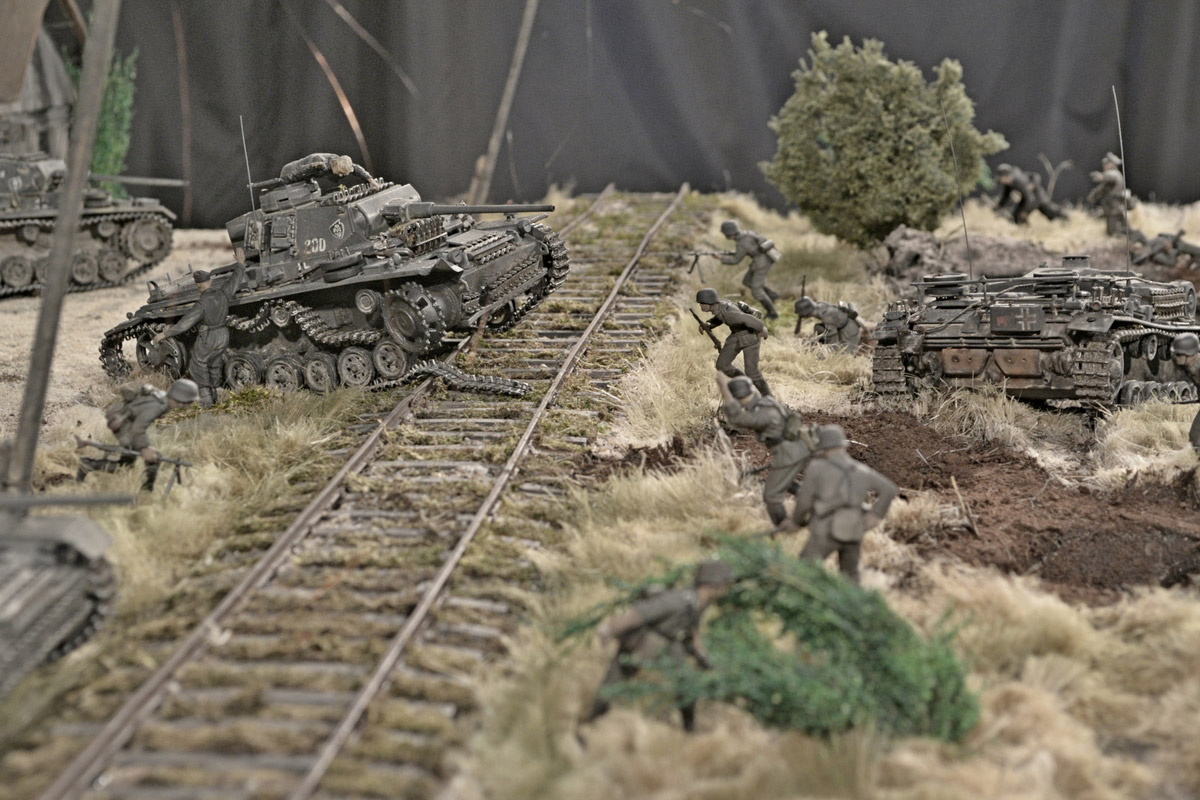 Dioramas and Vignettes: Counter-strike of 5th tank army, photo #54