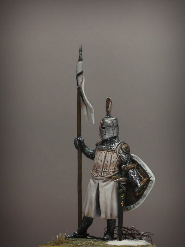 Figures: Сommander of Teutonic order, XIII cent., photo #2
