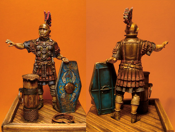 Figures: Roman officer, 2nd auxiliary legion