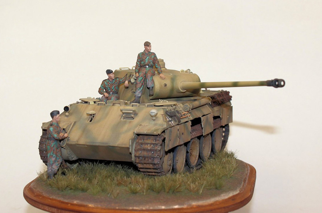 Dioramas and Vignettes: Panther with crew, photo #1