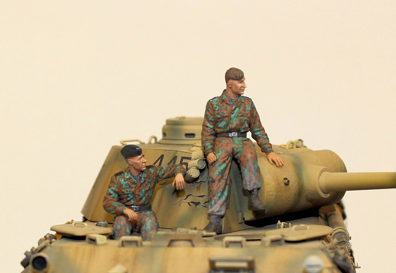 Dioramas and Vignettes: Panther with crew, photo #9