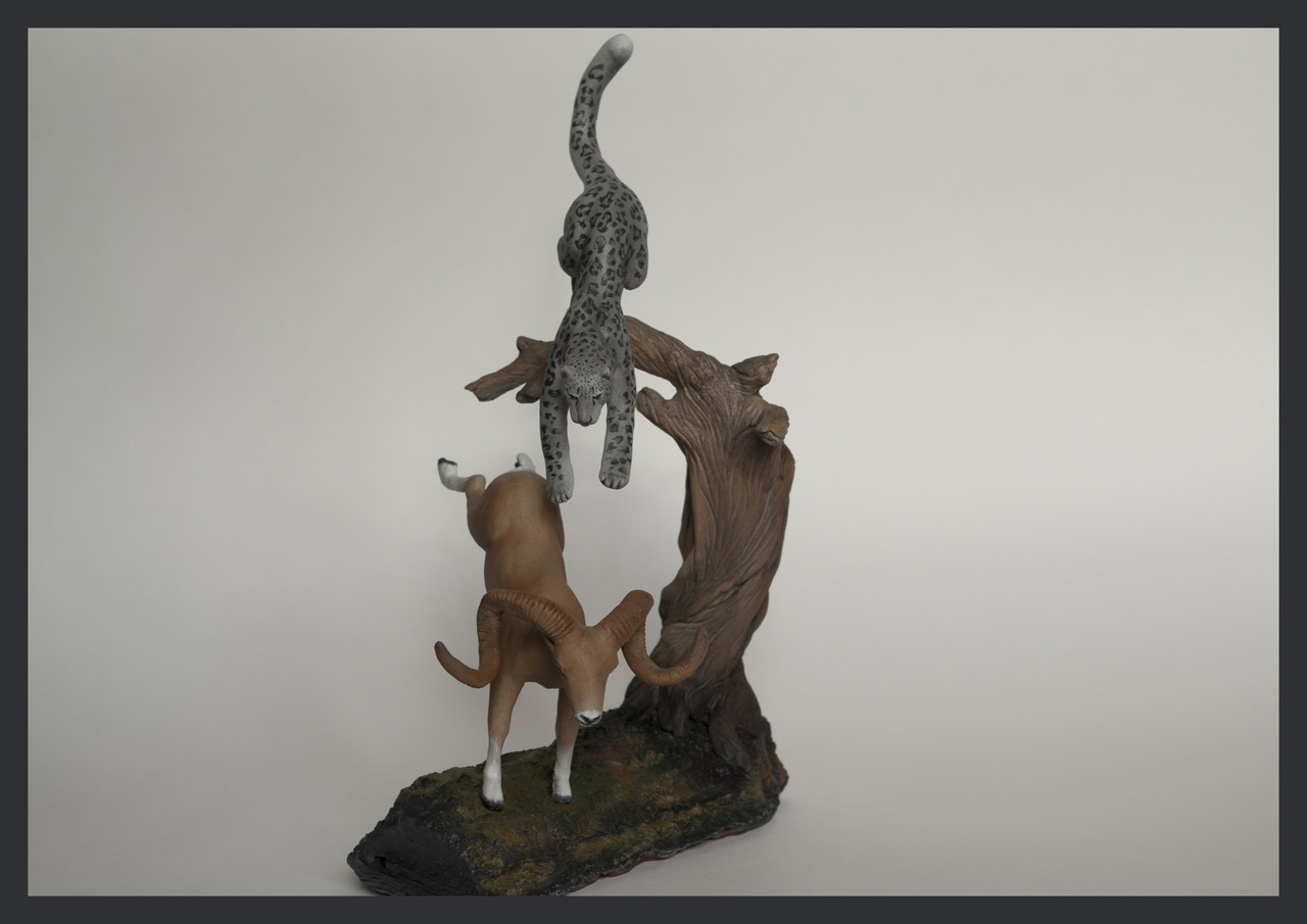 Sculpture: Argali and snow leopard, photo #4