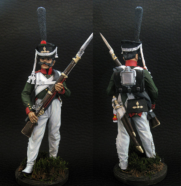 Figures: Private, Georgian grenadiers regt., 1812