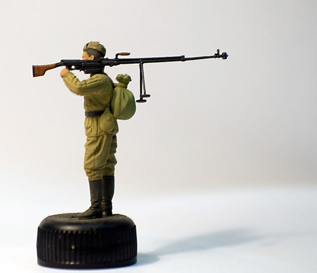 Figures: Soviet Tank Hunter with AT Rifle, photo #2