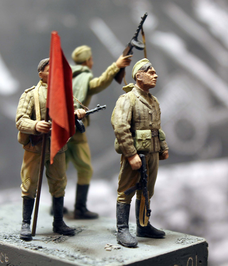 Dioramas and Vignettes: The day the war ended, photo #9