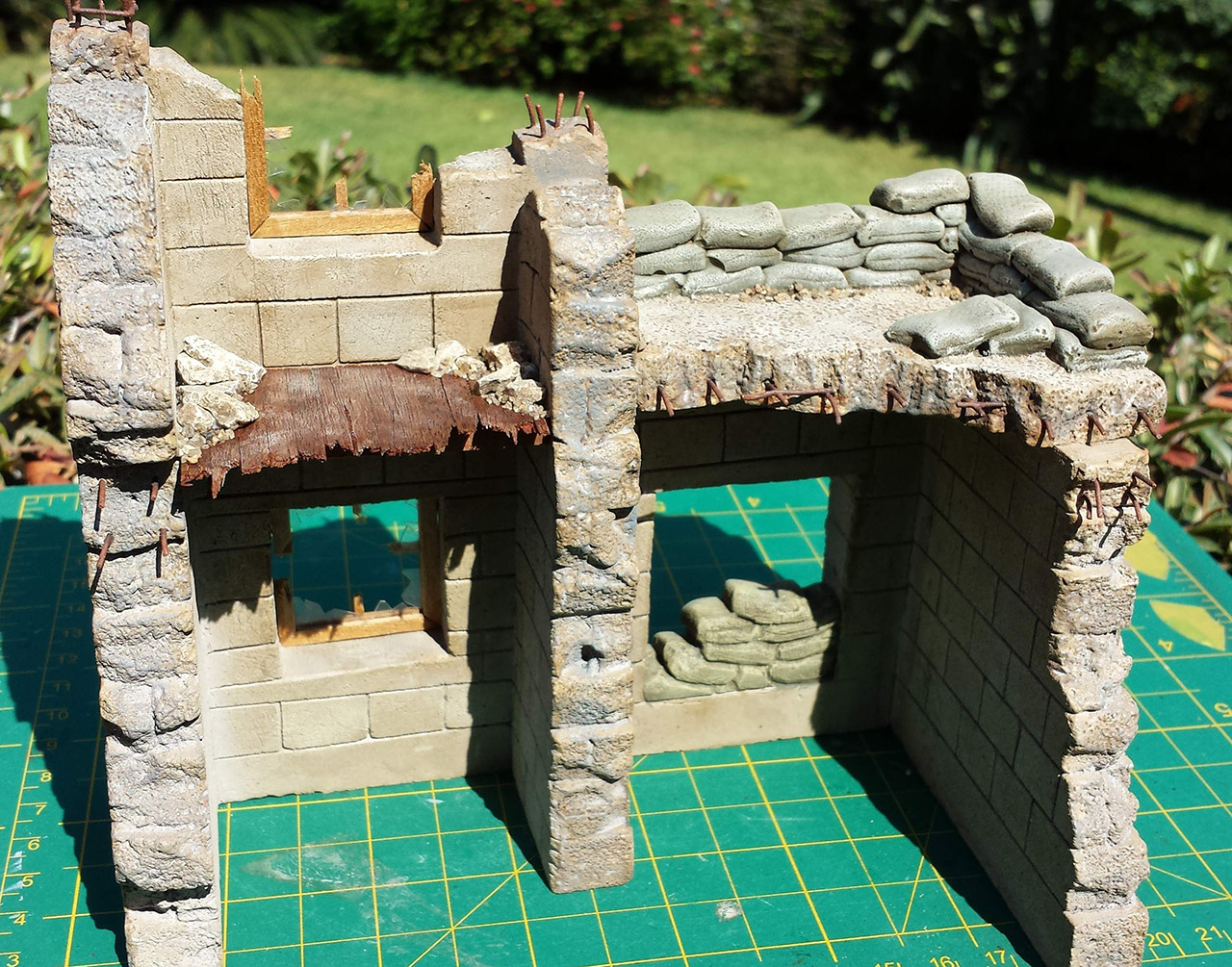 Dioramas and Vignettes: Clear!, photo #8