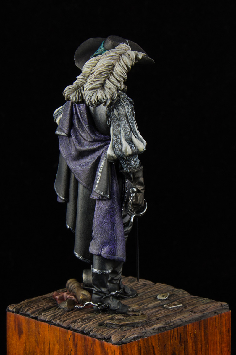 Figures: The Dueler, photo #8