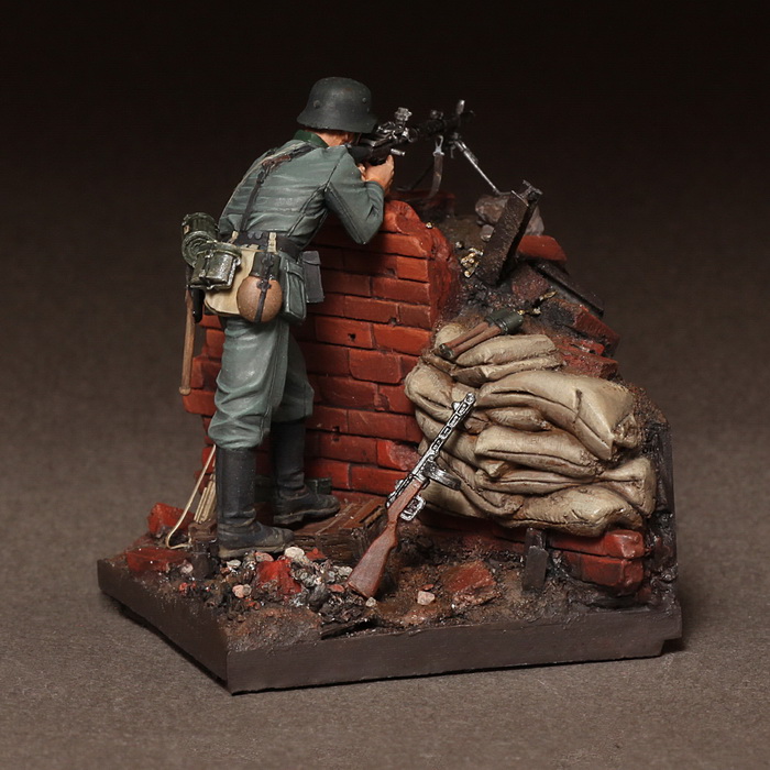 Figures: German machine gunner, photo #4