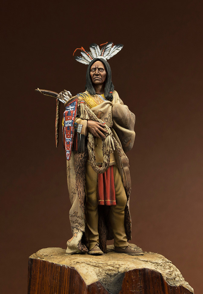 Figures: Hidatsa warrior, photo #1