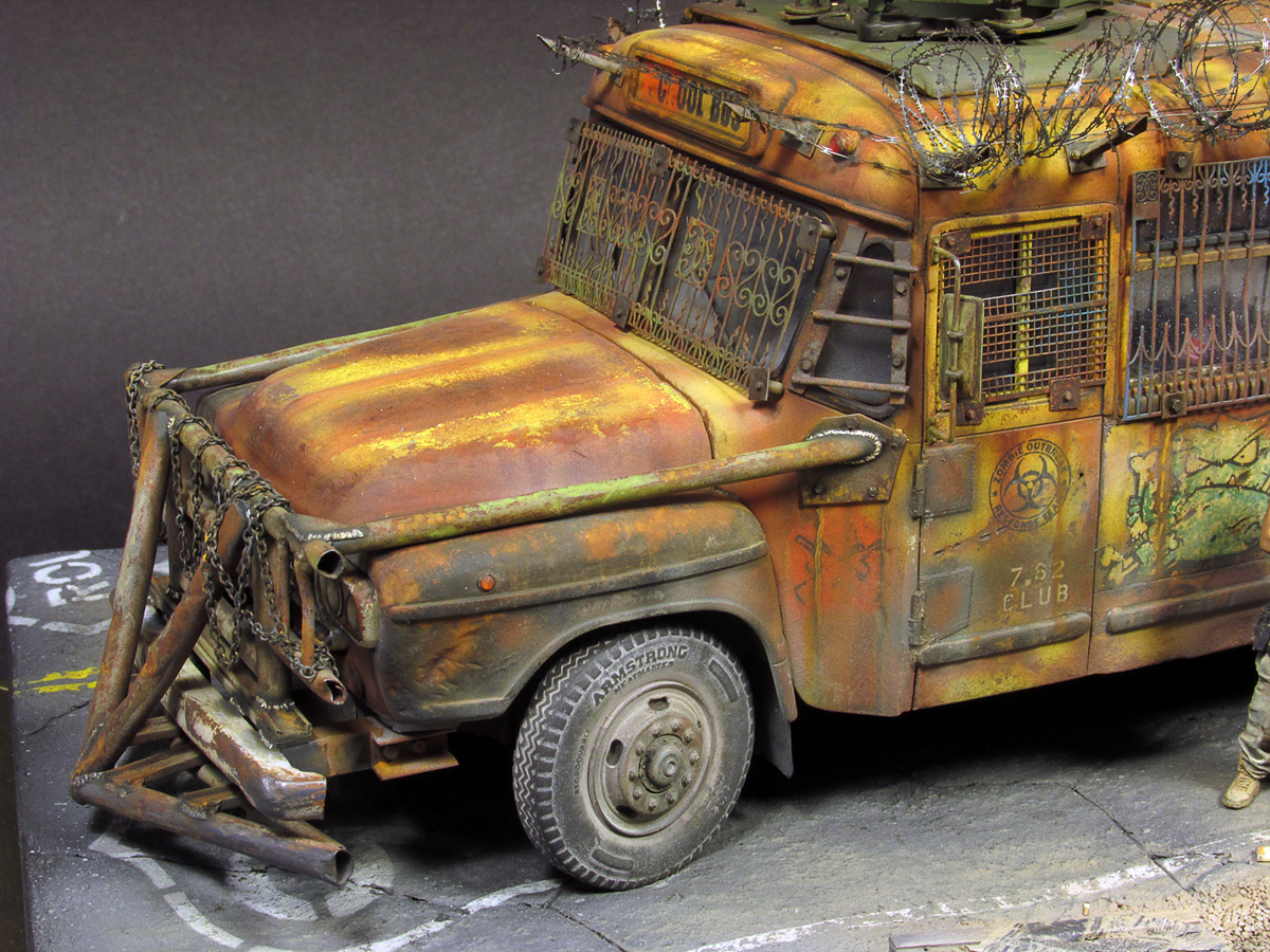 Dioramas and Vignettes: Zombie Bus, photo #11