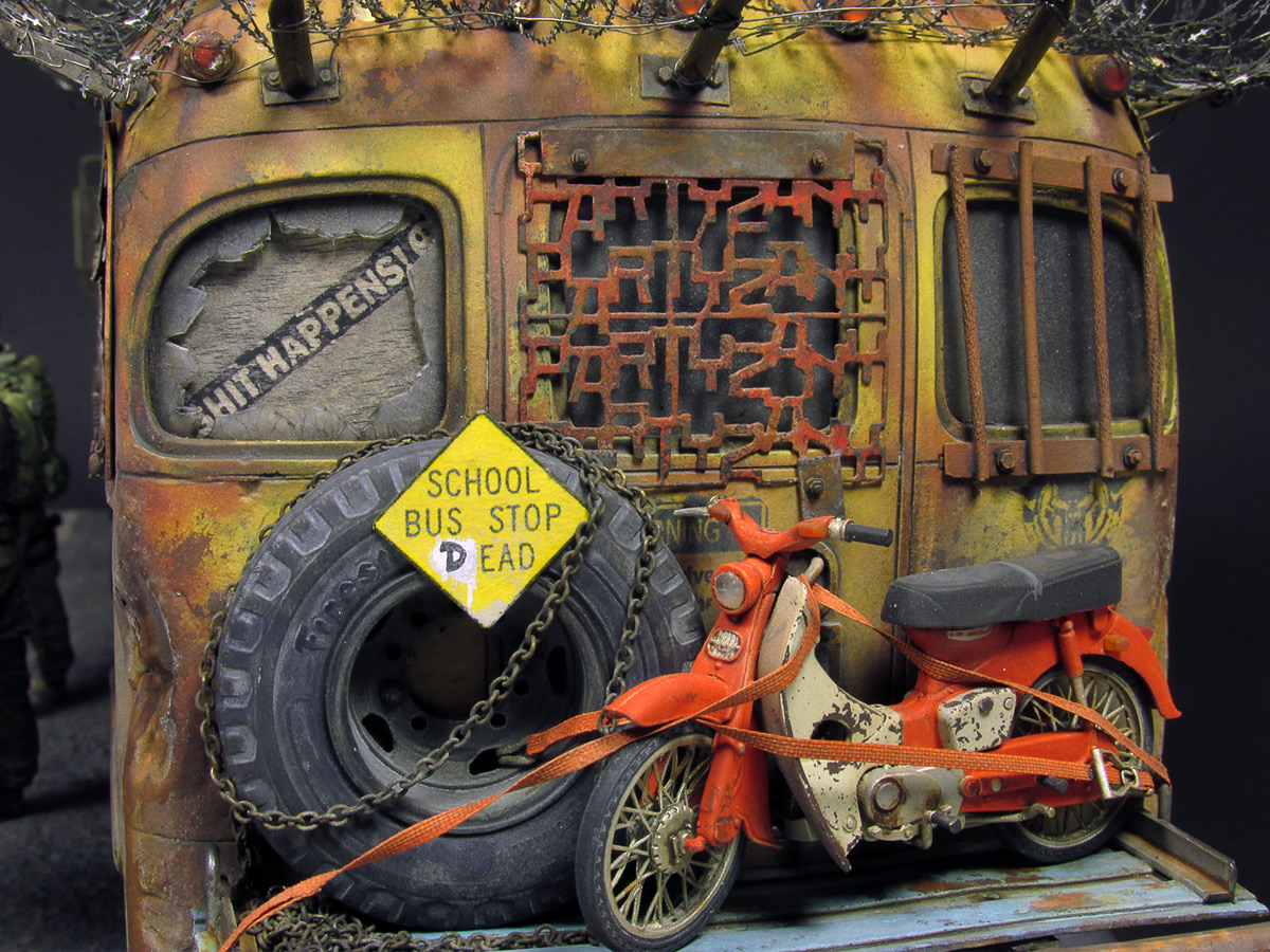 Dioramas and Vignettes: Zombie Bus, photo #18