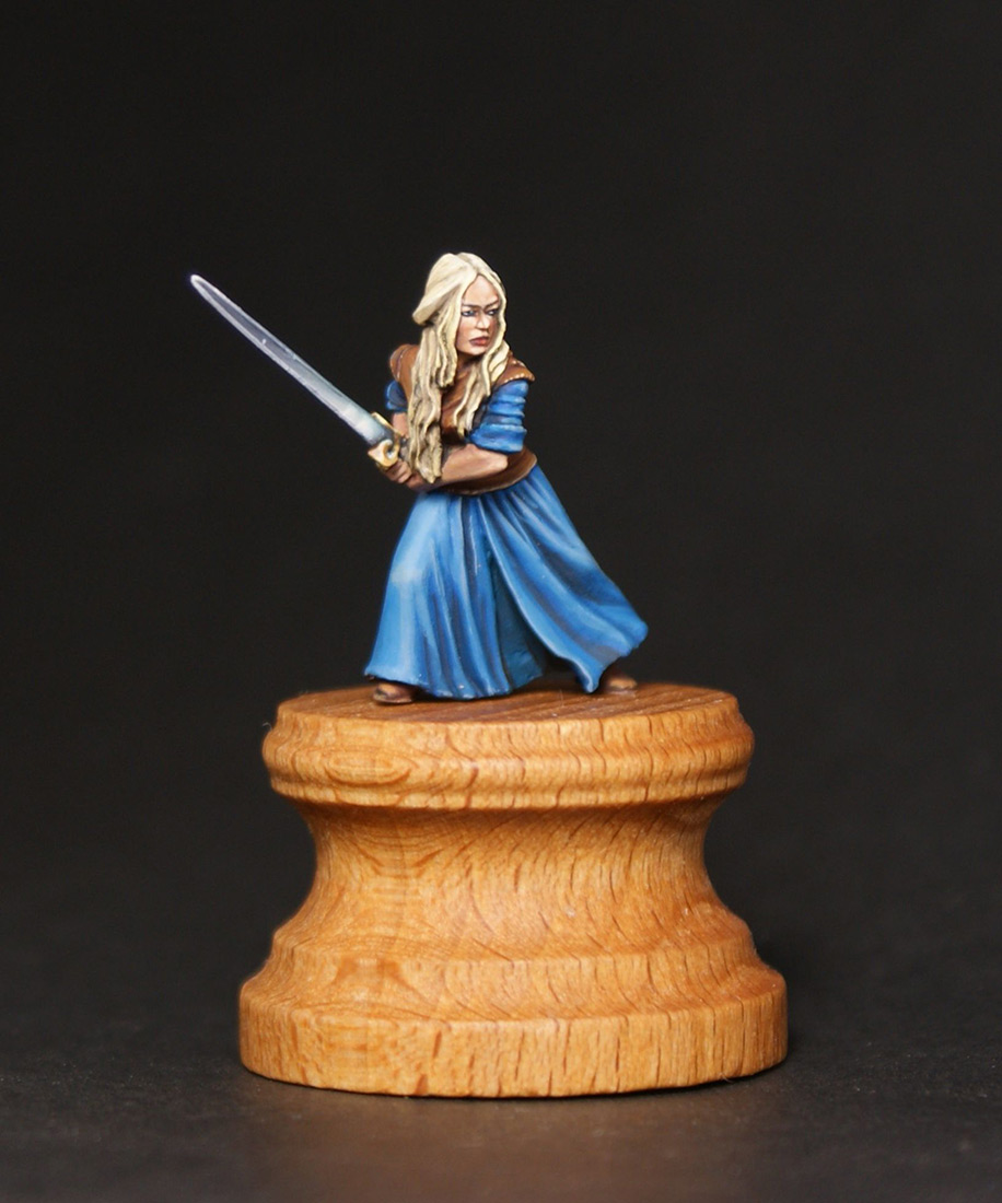 Miscellaneous: White lady of Rohan, photo #3