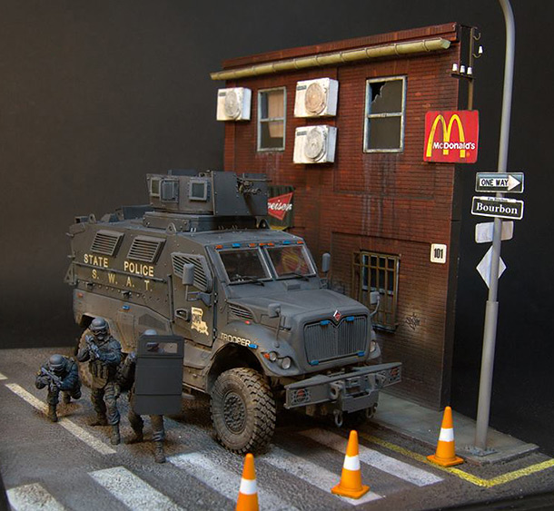 Dioramas and Vignettes: S.W.A.T.