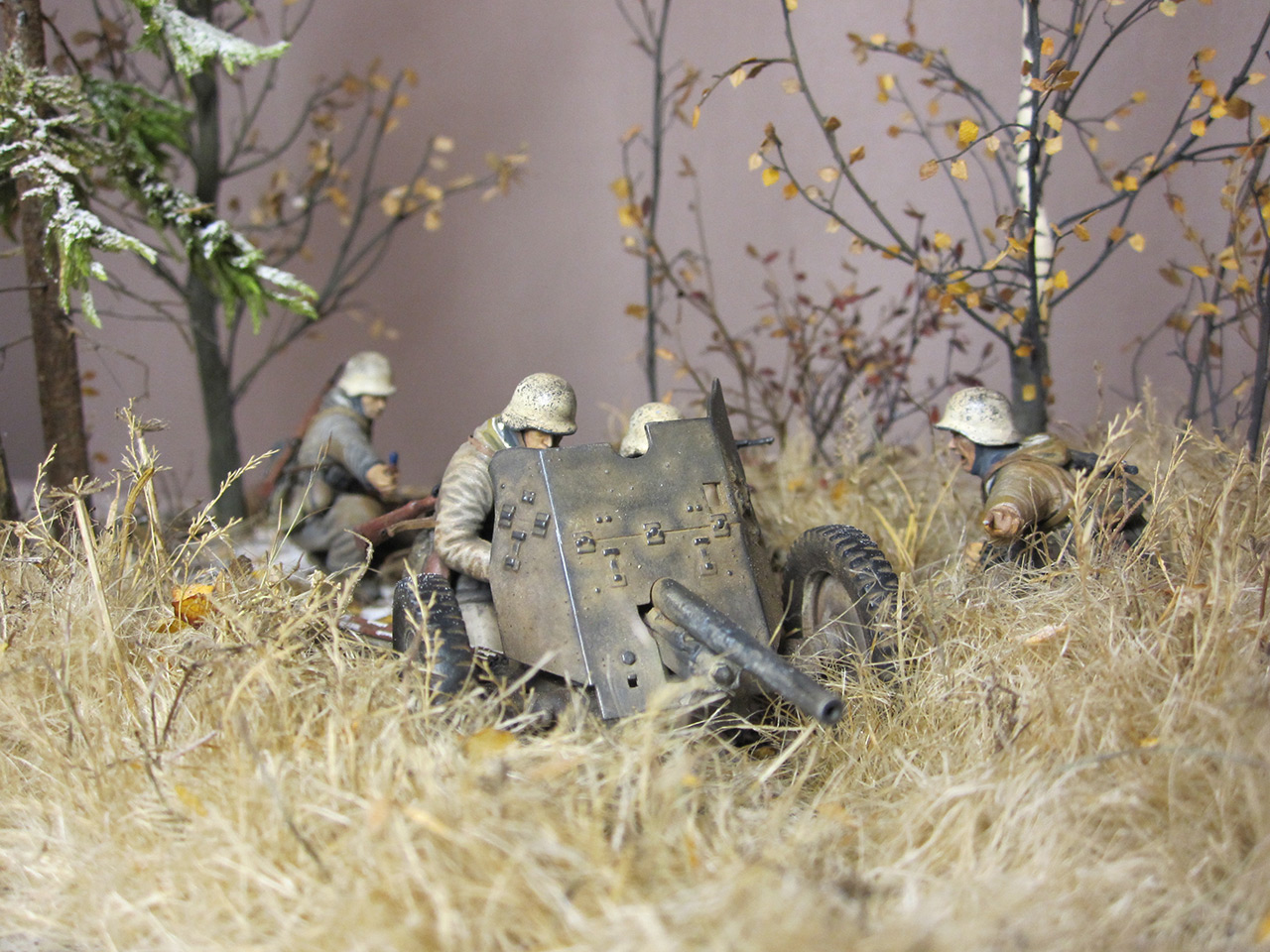 Dioramas and Vignettes: Broken silence, photo #3