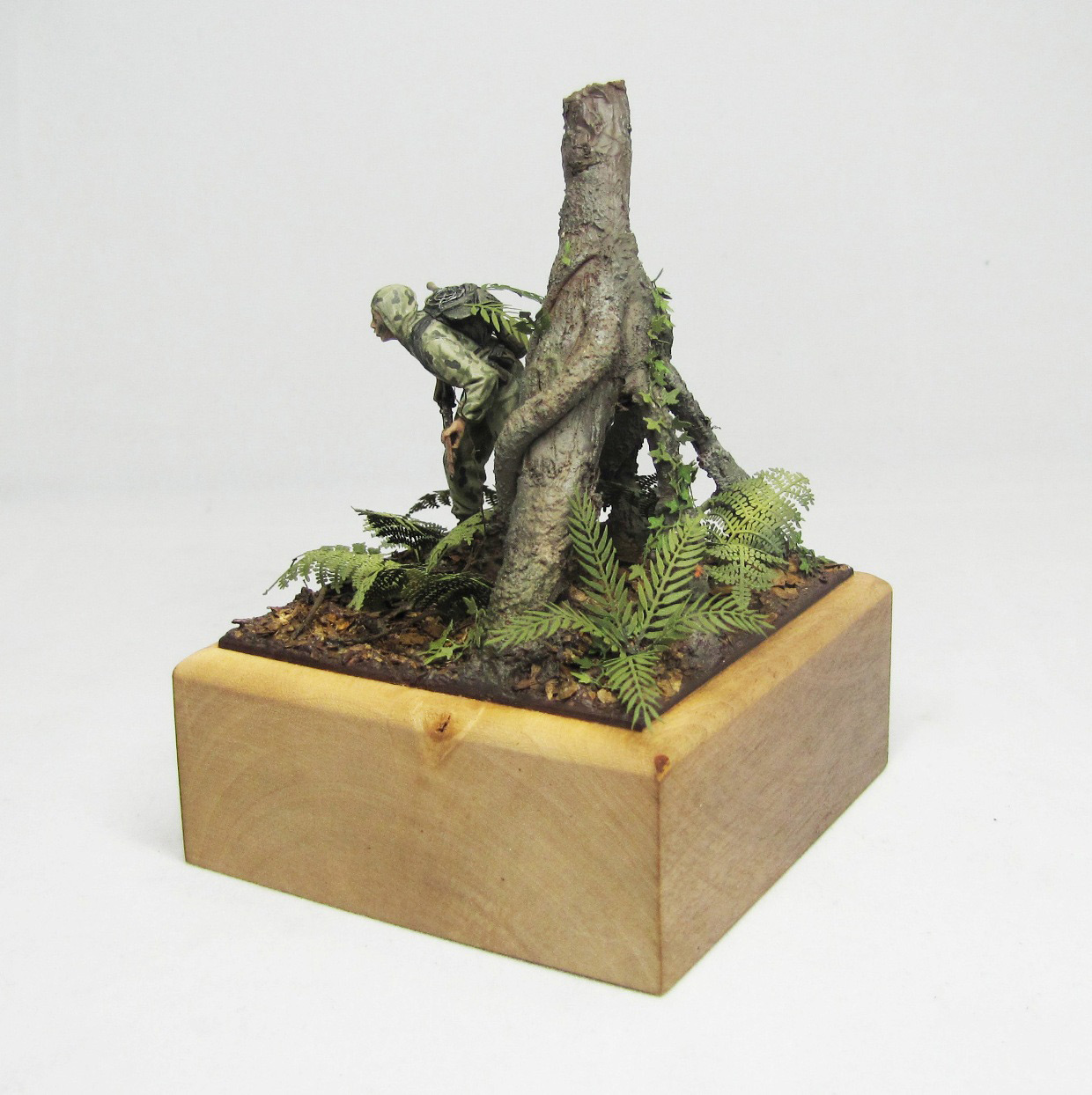 Dioramas and Vignettes: Sniper, photo #2