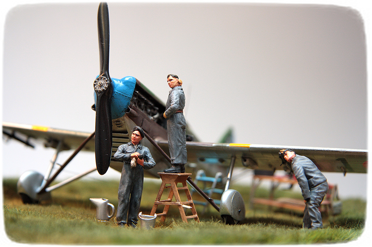 Dioramas and Vignettes: Are the planes first of all?, photo #10