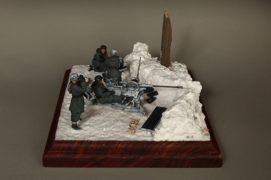 Dioramas and Vignettes: Waffen-SS FlaK-38 crew, photo #5