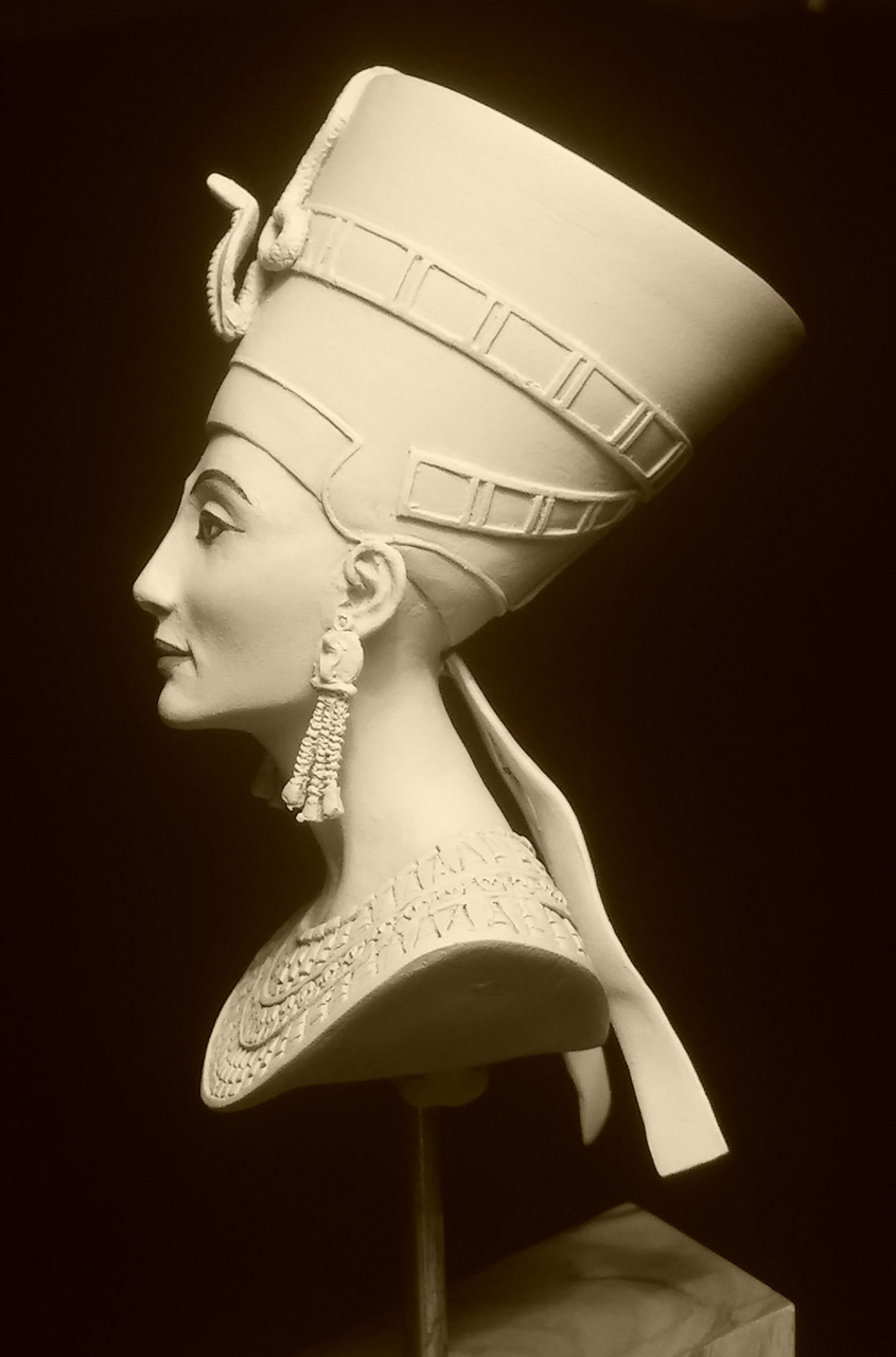 Sculpture: Nefertiti, photo #6