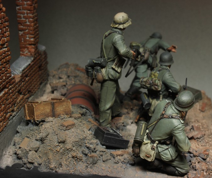 Dioramas and Vignettes: Street fight, photo #7