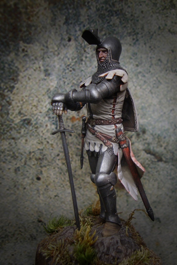 Figures: Teutonic knight, XIV cent., photo #6