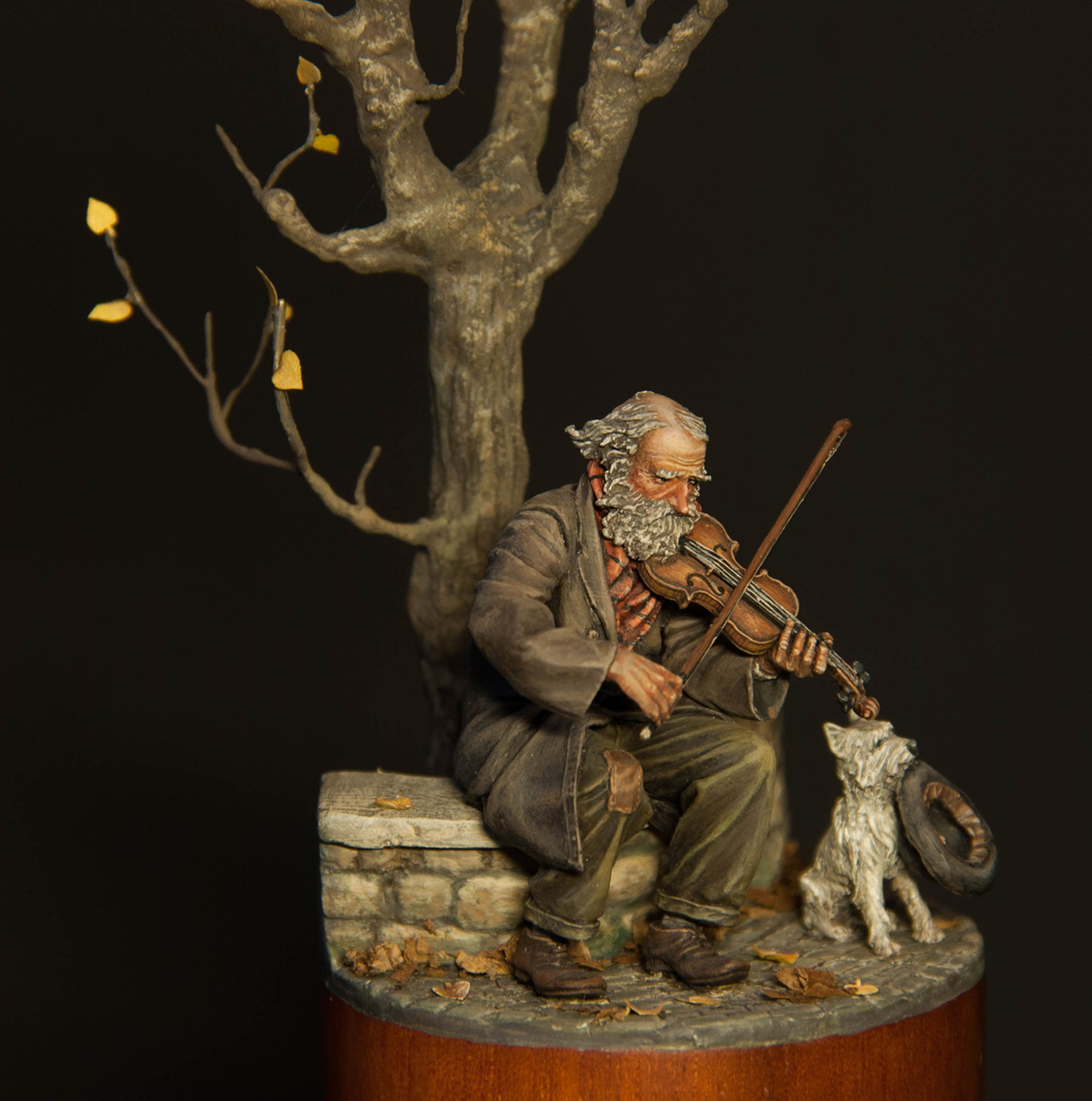 Dioramas and Vignettes: The old fiddler, photo #2