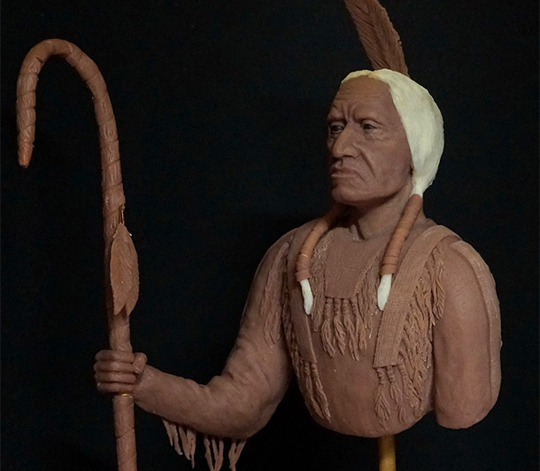 Sculpture: Sioux indian