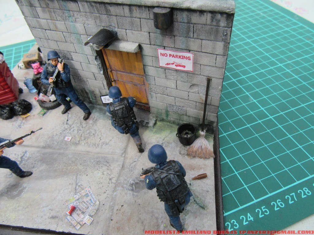 Dioramas and Vignettes: The dirtiest corner of NY, photo #28