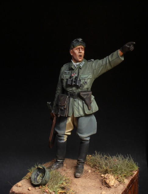 Figures: Oberleutnant, photo #1