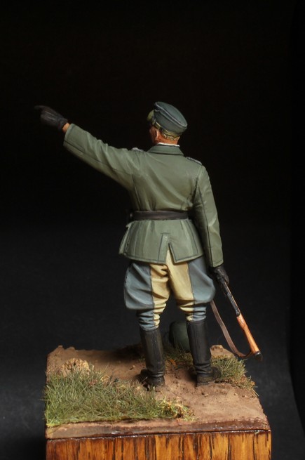 Figures: Oberleutnant, photo #6