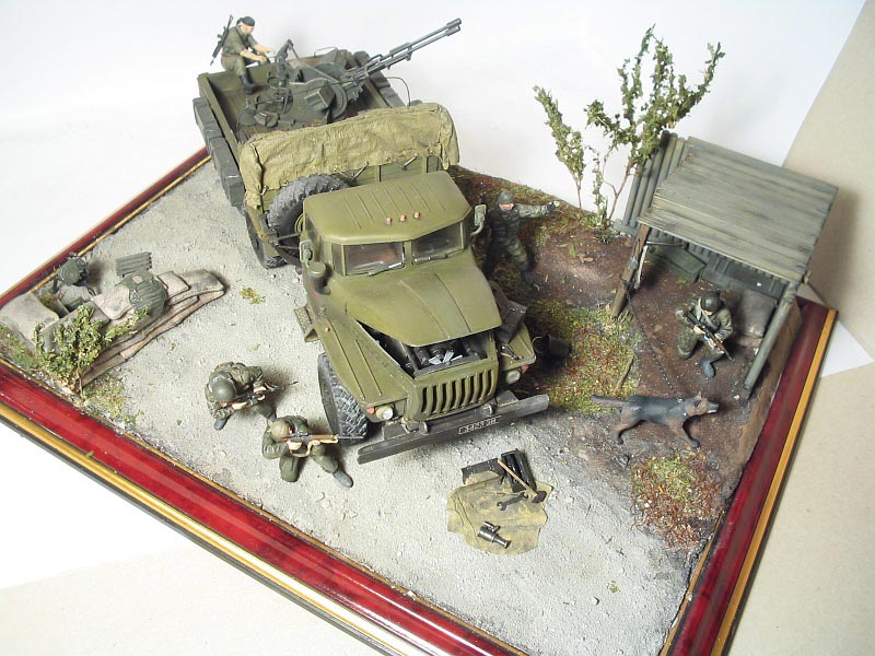 Dioramas and Vignettes: Alert at the checkpoint, photo #5