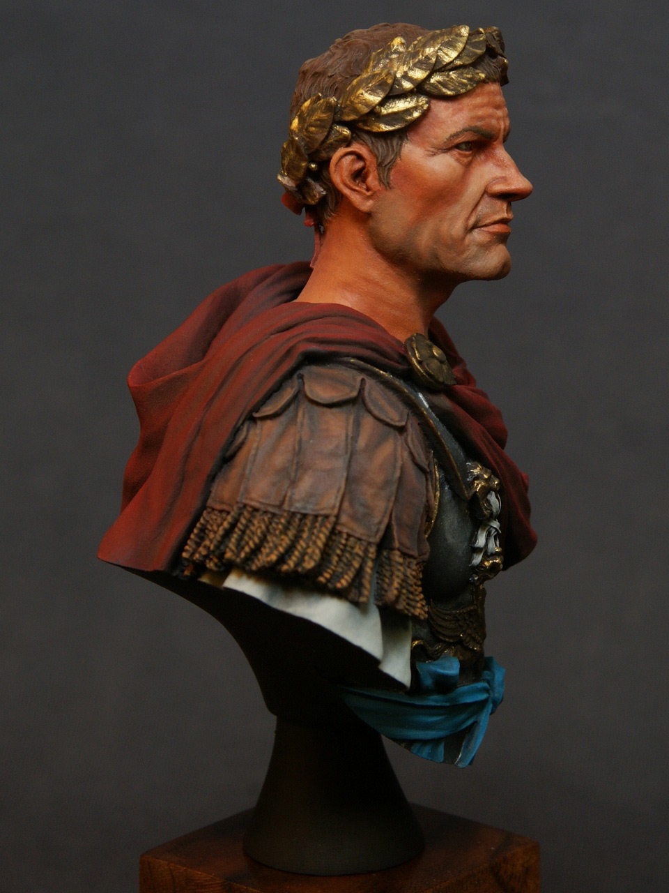 Figures: Caesar, photo #6