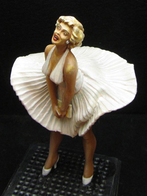 Figures: Marylin, photo #4