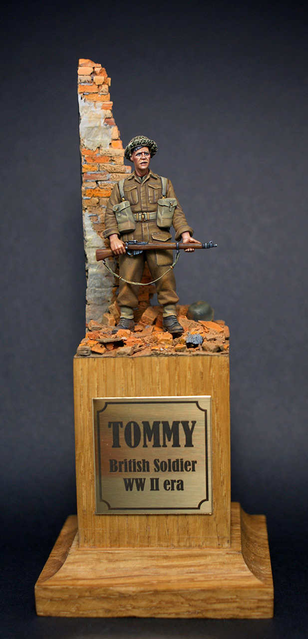 Figures: Tommy, photo #1