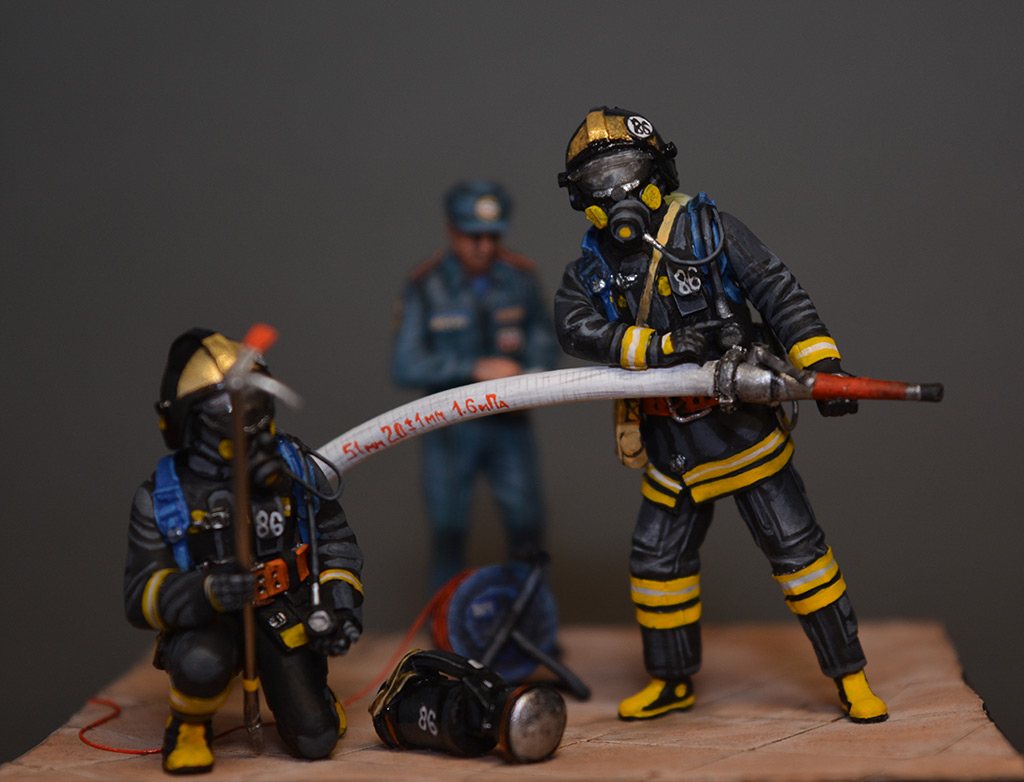 Figures: Firemen of 86th dept., photo #4
