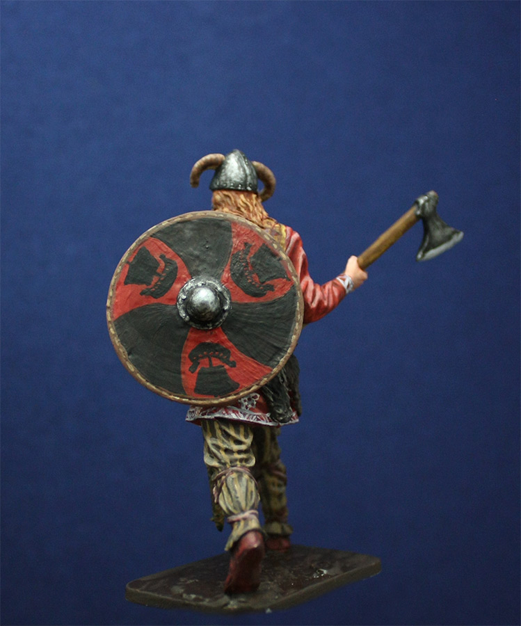 Figures: An Craites warrior, photo #2