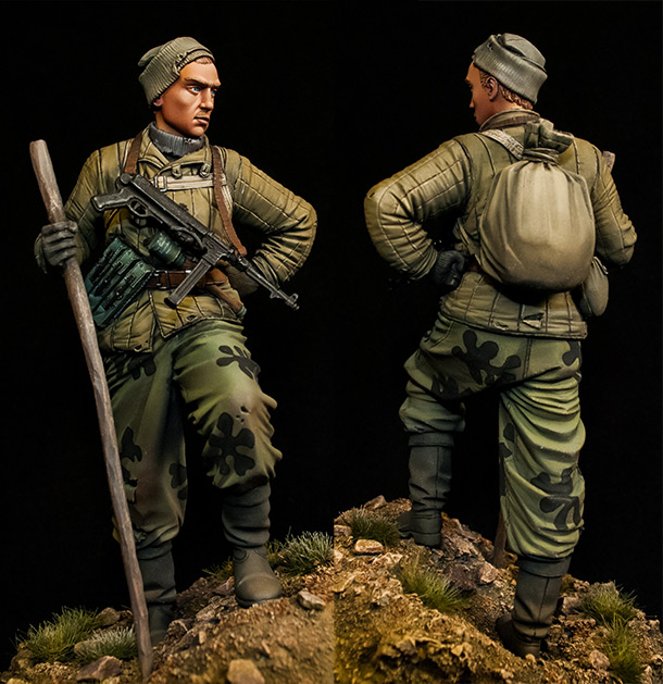 Figures: Soviet scout, WWII