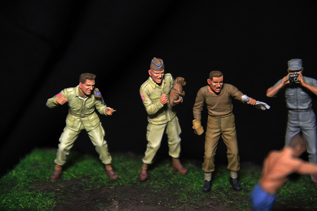 Dioramas and Vignettes: Friendly boxing match, photo #4