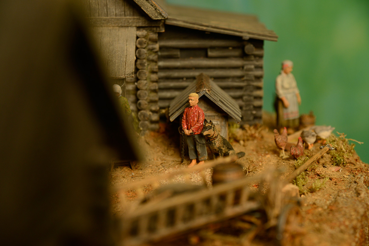 Dioramas and Vignettes: Eternal Call, photo #12