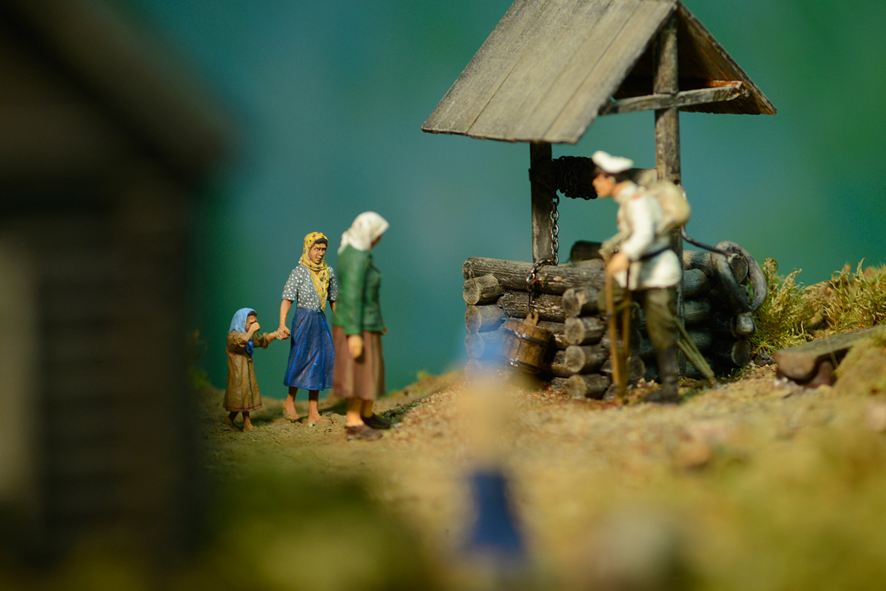 Dioramas and Vignettes: Eternal Call, photo #9