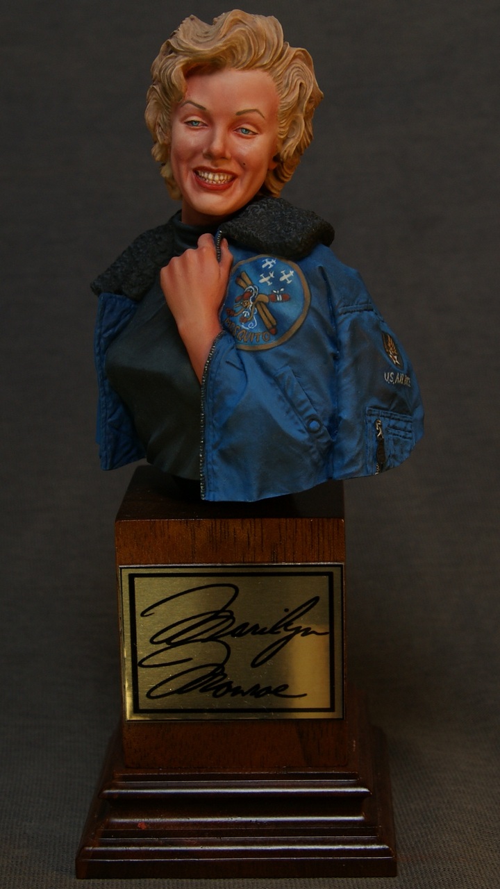 Figures: Week with Marilyn, photo #1