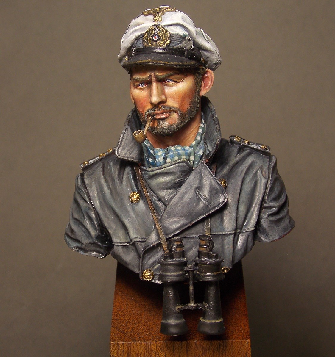Figures: U-boat commander, WWII, photo #4