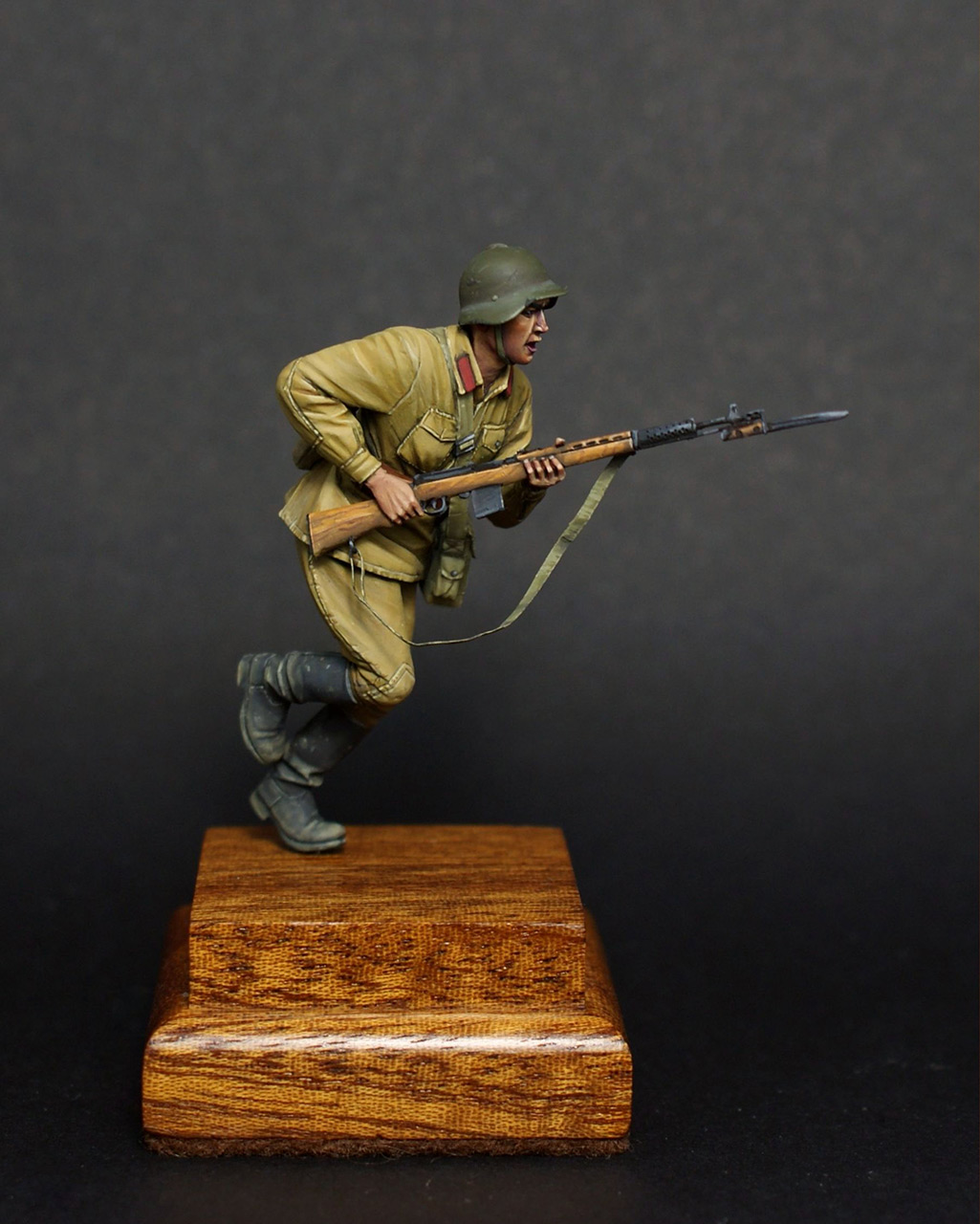 Figures: Red army trooper, 1941, photo #1