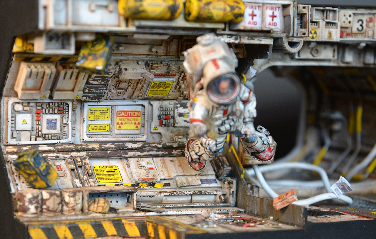 Dioramas and Vignettes: Cold space, photo #2