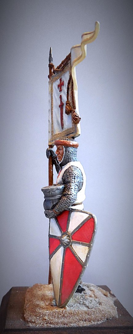 Figures: Crusader, photo #4